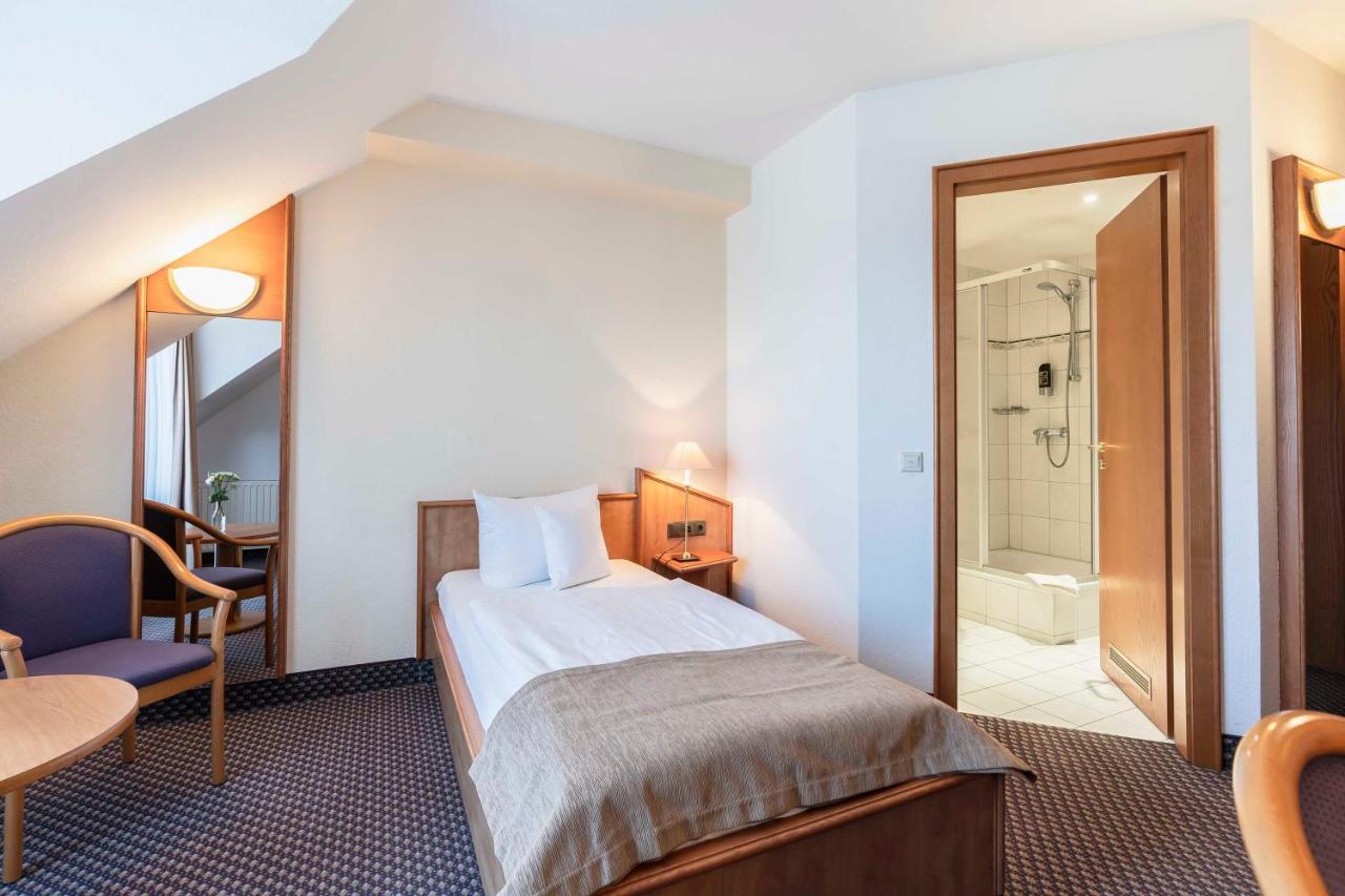 Hotel Markgraf Lehnin Eksteriør bilde